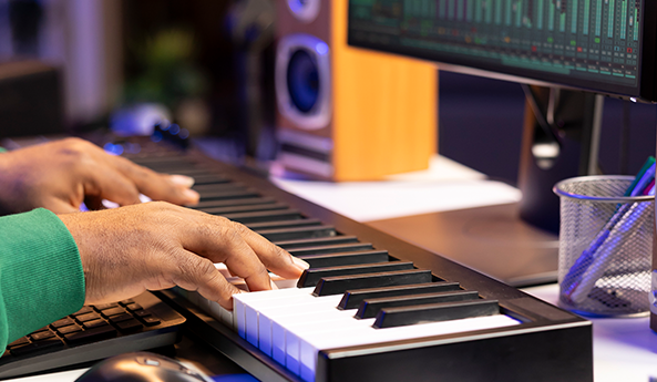 Formation Compositeur de musique à l’image et synchronisation (sync licensing)